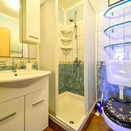 Daire Cipcic-3 By Interhome Supetarska Draga